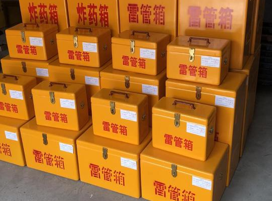 乌当玻璃钢雷管箱的使用寿命一般是多少？